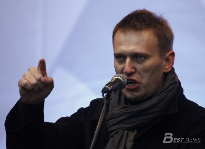 залилангийн хэргээр шүүхэд орж байсан сөрөг хүчний удирдагч Алексей Навальний нэг хувийн санал авчээ