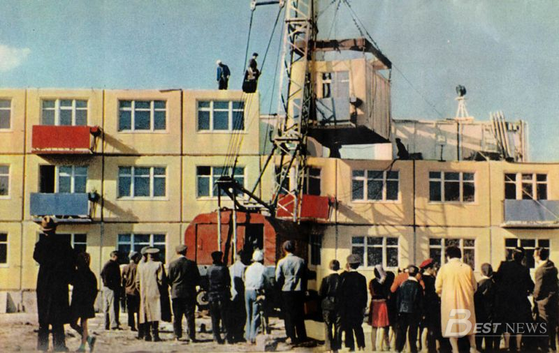 1962 онд баригдаж буй "Хрущичовка" байр